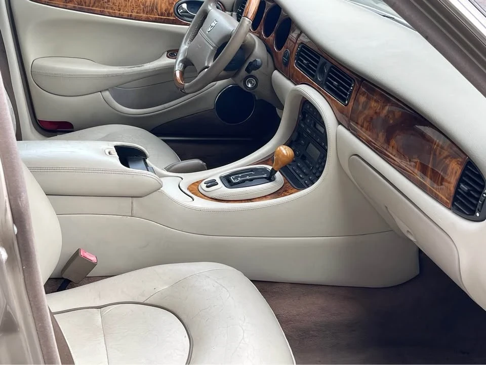 1999 Jaguar X308 XJ - Image 5 of 11