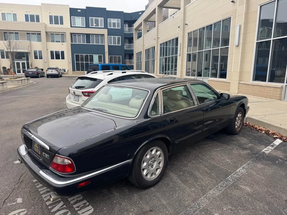 1999 Jaguar X308 XJ - Image 3 of 13