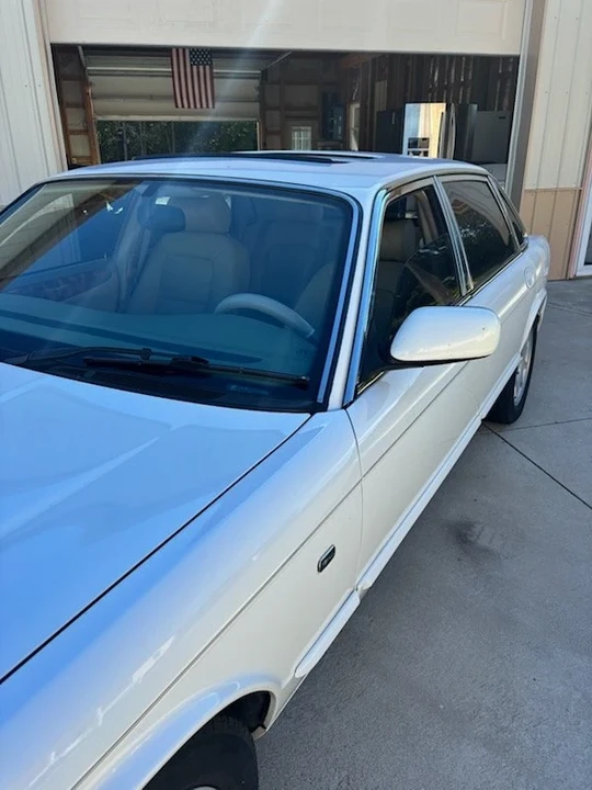 1999 Jaguar X308 XJ - Image 4 of 11