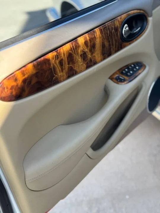 1999 Jaguar X308 XJ - Image 8 of 11