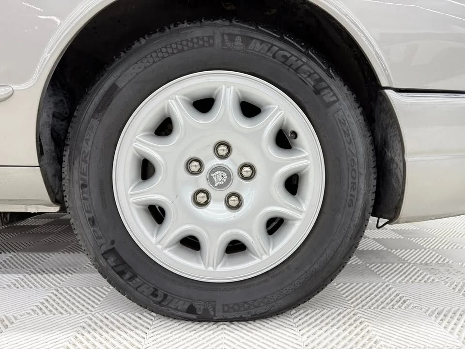 1999 Jaguar X308 XJ - Image 14 of 19
