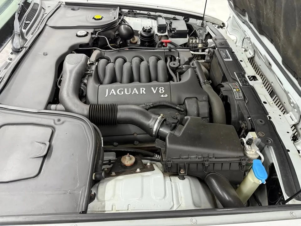 1999 Jaguar X308 XJ - Image 18 of 19