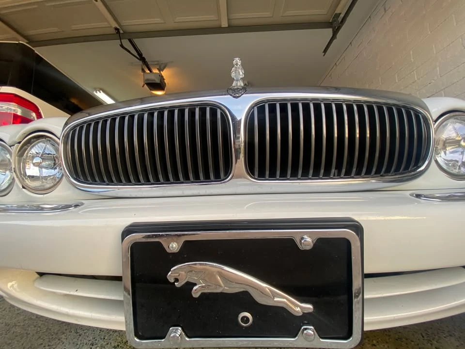 1999 Jaguar X308 XJ - Image 8 of 17