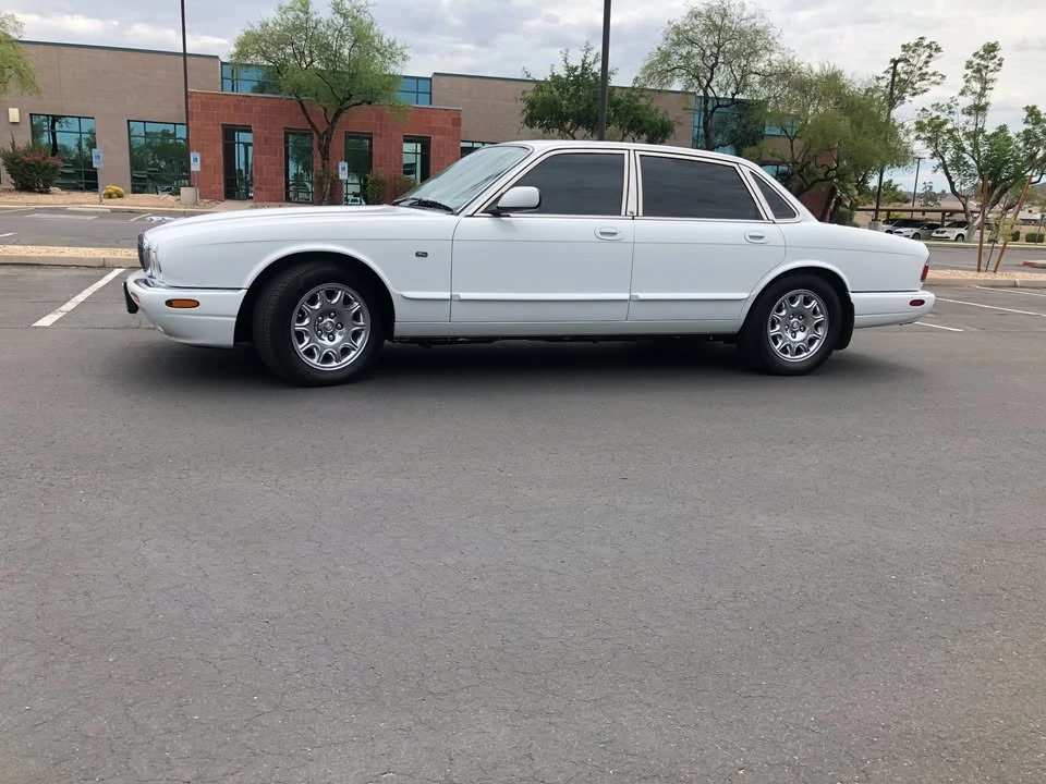 1999 Jaguar X308 XJ - Image 3 of 20