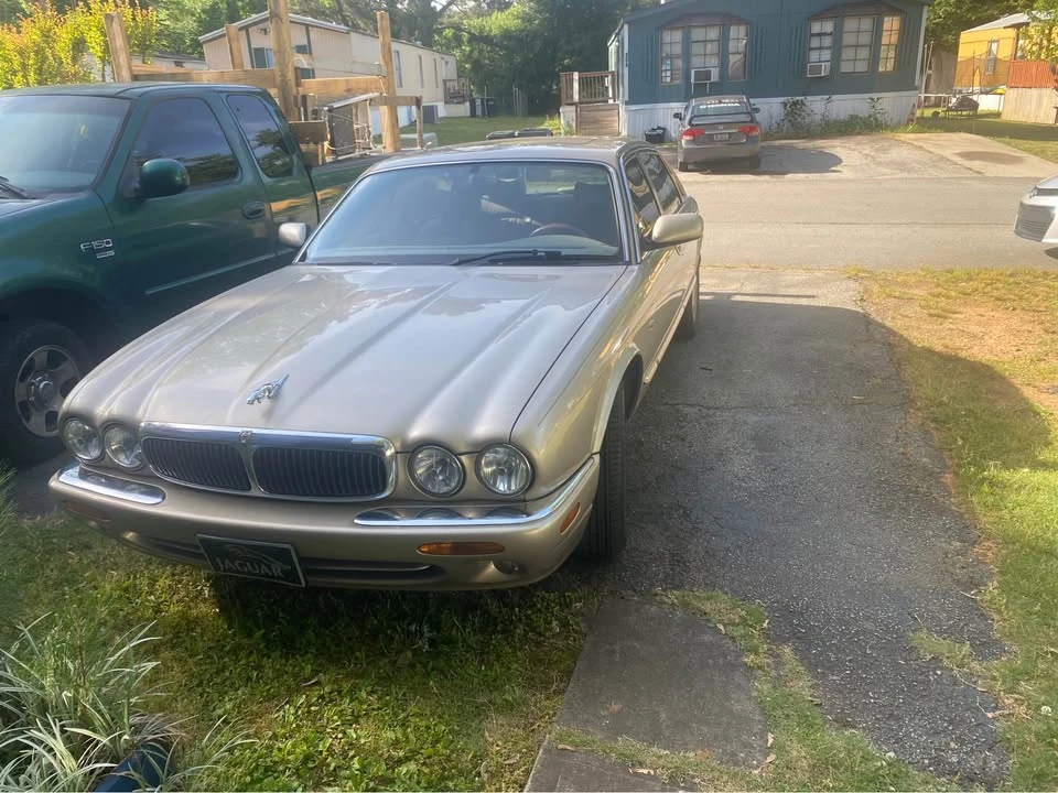 1999 Jaguar X308 XJ - Image 3 of 8