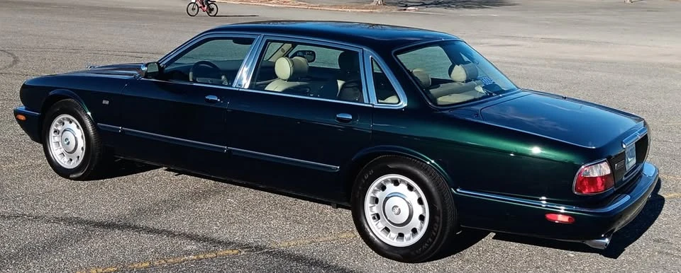 1999 Jaguar X308 XJ - Image 2 of 16
