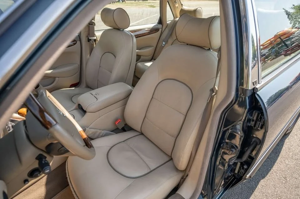1999 Jaguar X308 XJ - Image 4 of 16