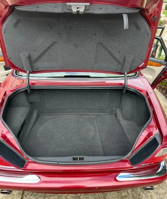 1999 Jaguar X308 XJR - Image 6 of 12