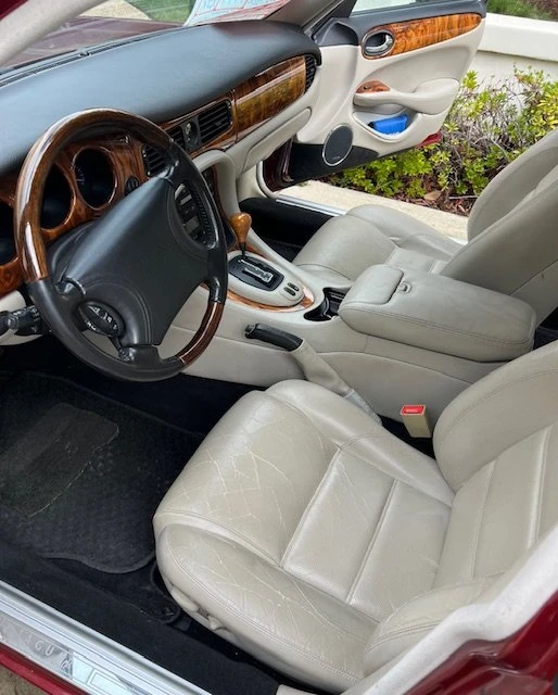 1999 Jaguar X308 XJR - Image 8 of 12