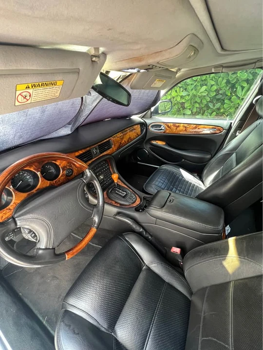 1999 Jaguar X308 XJR - Image 6 of 7