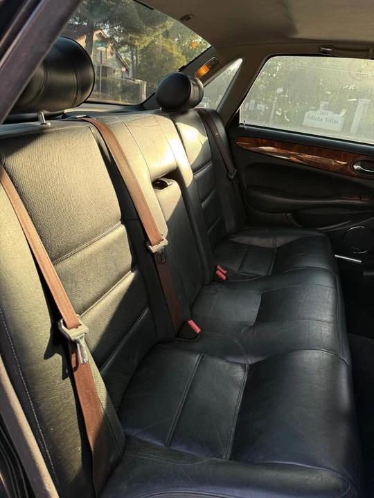 1999 Jaguar X308 XJR - Image 10 of 14