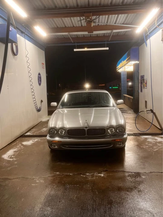 1999 Jaguar X308 XJR - Image 4 of 9