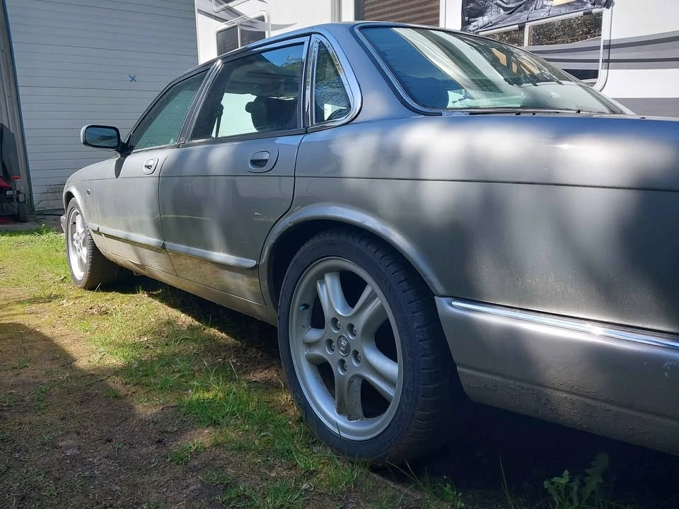1999 Jaguar X308 XJR - Image 2 of 6