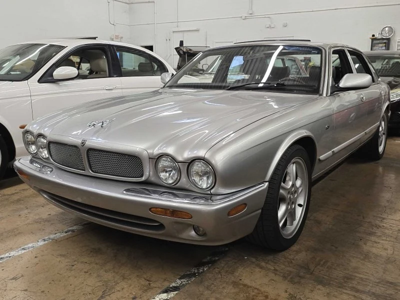 1999 Jaguar X308 XJR - Image 2 of 15