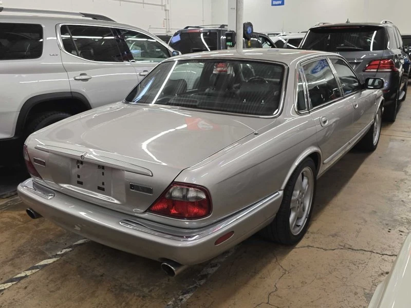 1999 Jaguar X308 XJR - Image 13 of 15
