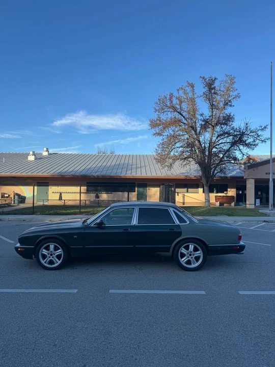 1999 Jaguar X308 XJR - Image 6 of 17
