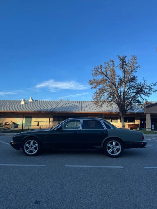 1999 Jaguar X308 XJR - Image 7 of 17