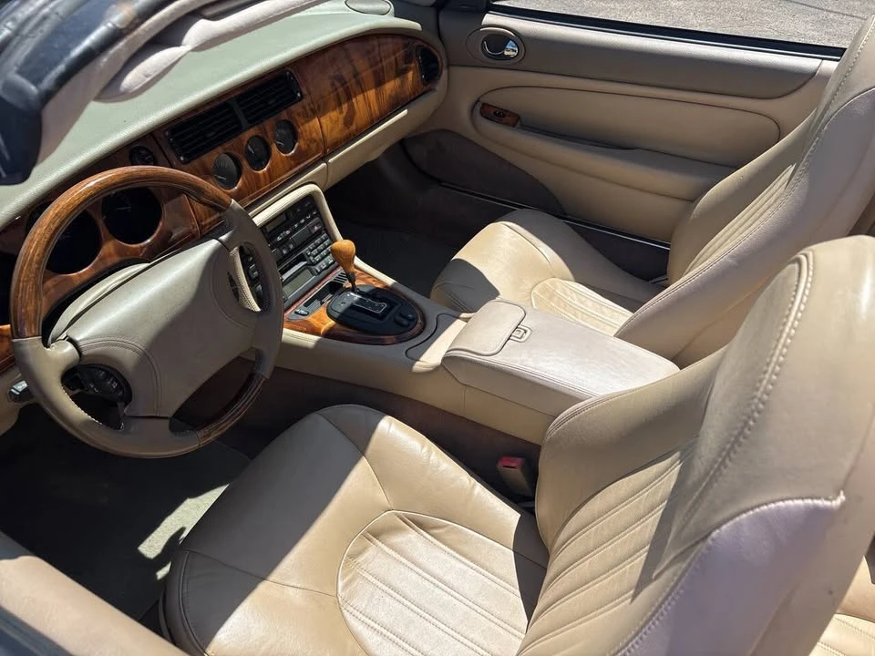 1999 Jaguar XK - Image 8 of 10