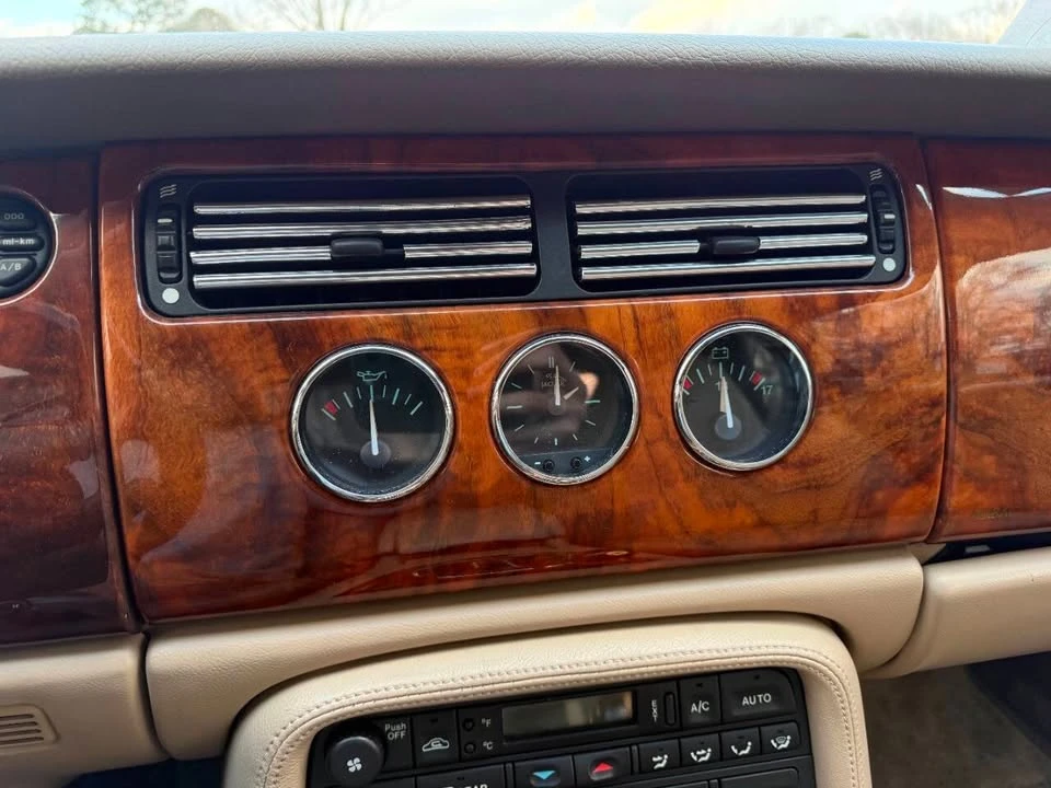 1999 Jaguar XK - Image 6 of 19