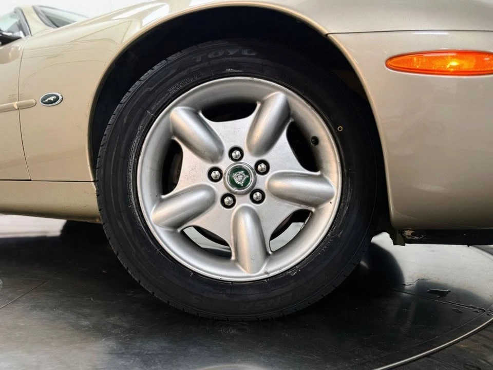 1999 Jaguar X100 XK8 - Image 12 of 20