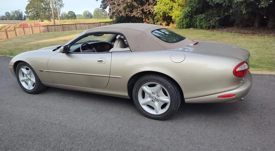 1999 Jaguar X100 XK8 - Image 2 of 6