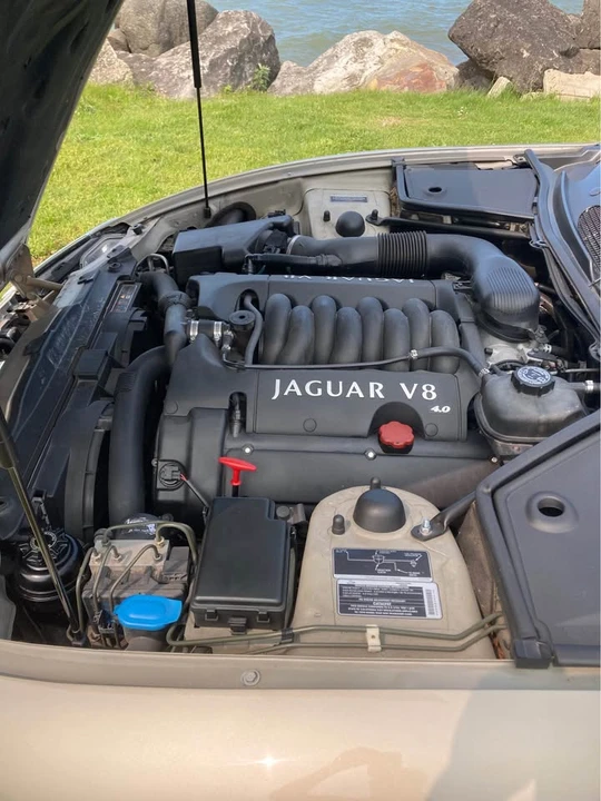 1999 Jaguar X100 XK8 - Image 2 of 5
