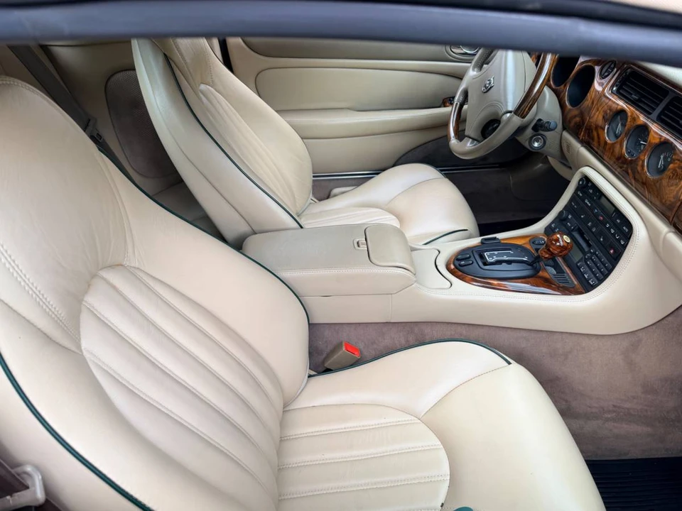 1999 Jaguar X100 XK8 - Image 11 of 14