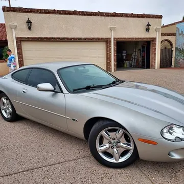 1999 Jaguar XK8