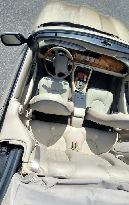1999 Jaguar X100 XK8 - Image 17 of 20