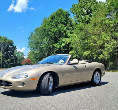 1999 Jaguar XK8