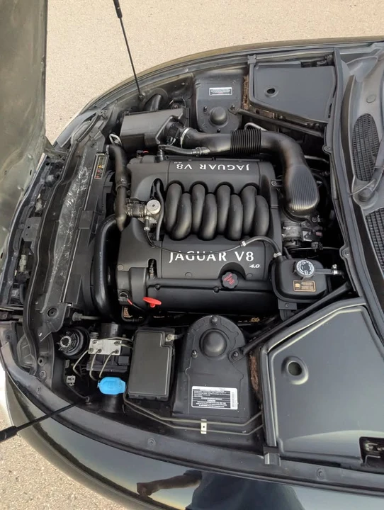 1999 Jaguar X100 XK8 - Image 19 of 20