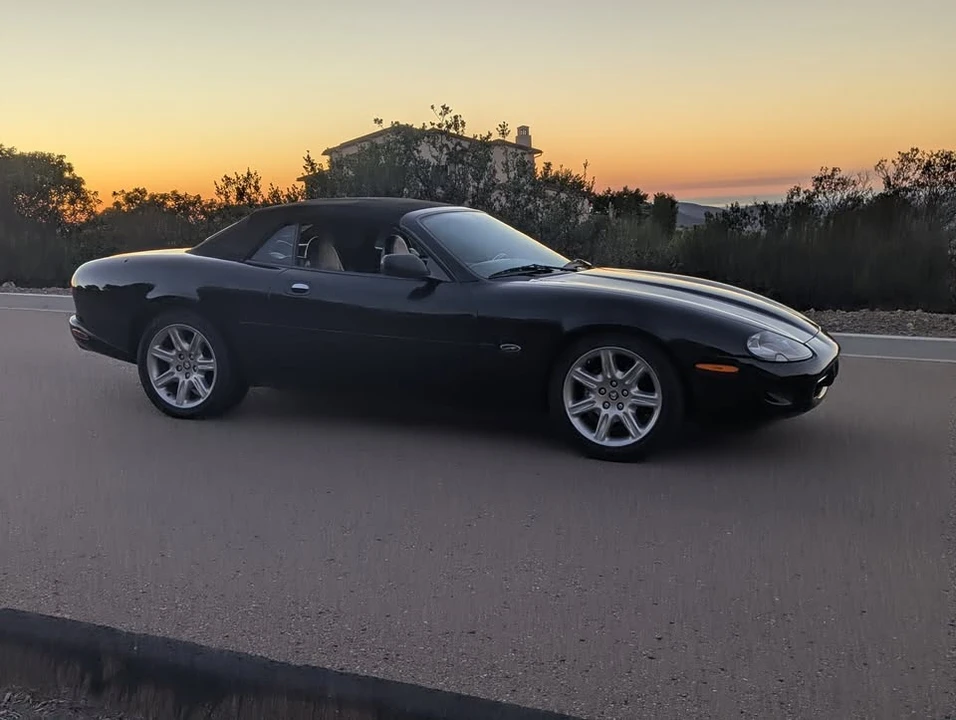 1999 Jaguar X100 XK8 - Image 11 of 20
