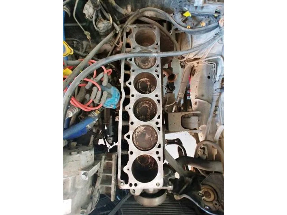 1999 Jeep XJ Cherokee - Image 13 of 21