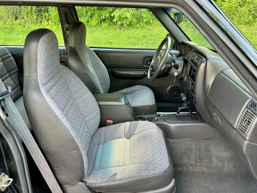 1999 Jeep XJ Cherokee - Image 14 of 14