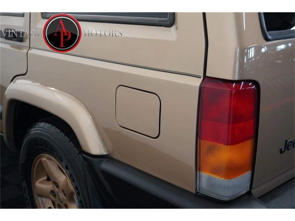 1999 Jeep XJ Cherokee - Image 22 of 31