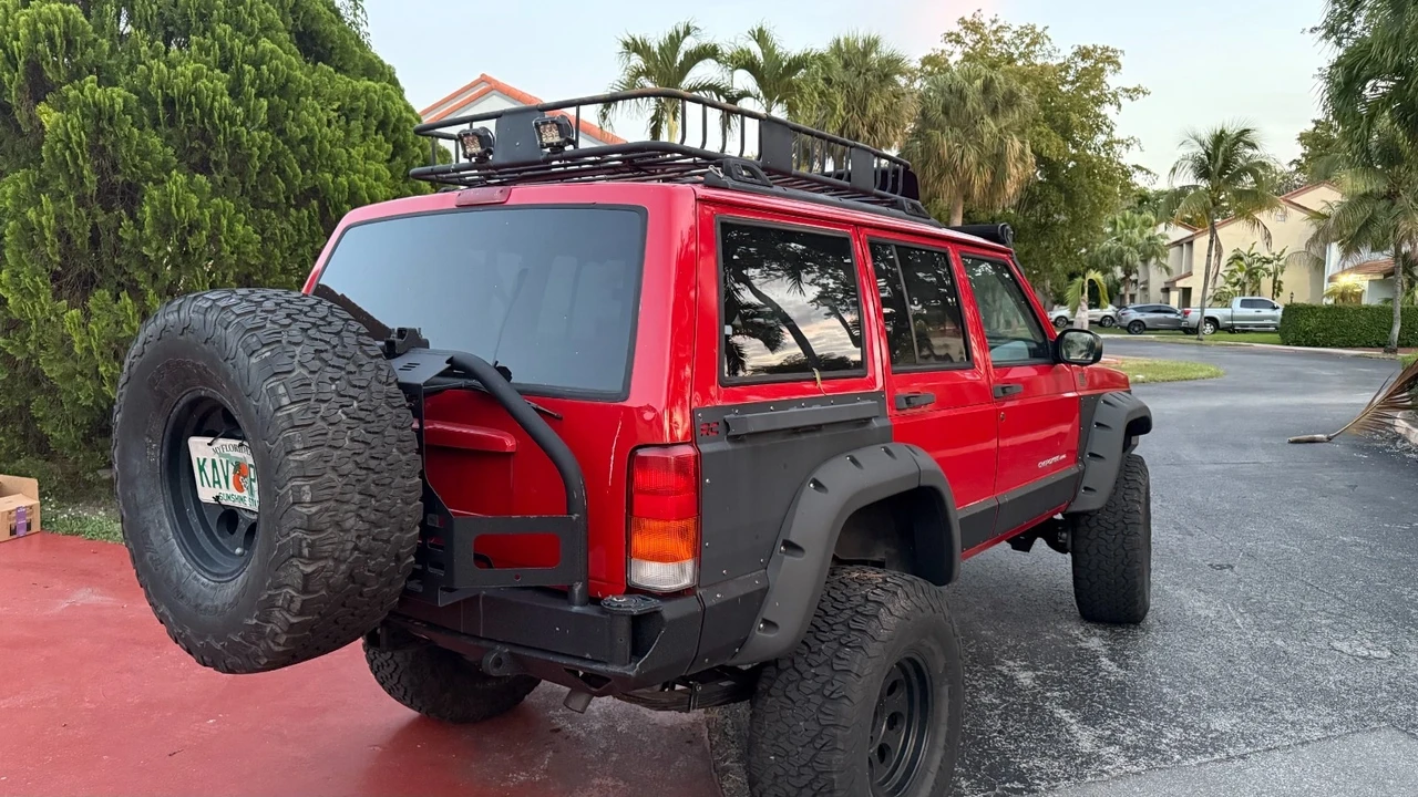 1999 Jeep XJ Cherokee - Image 10 of 12