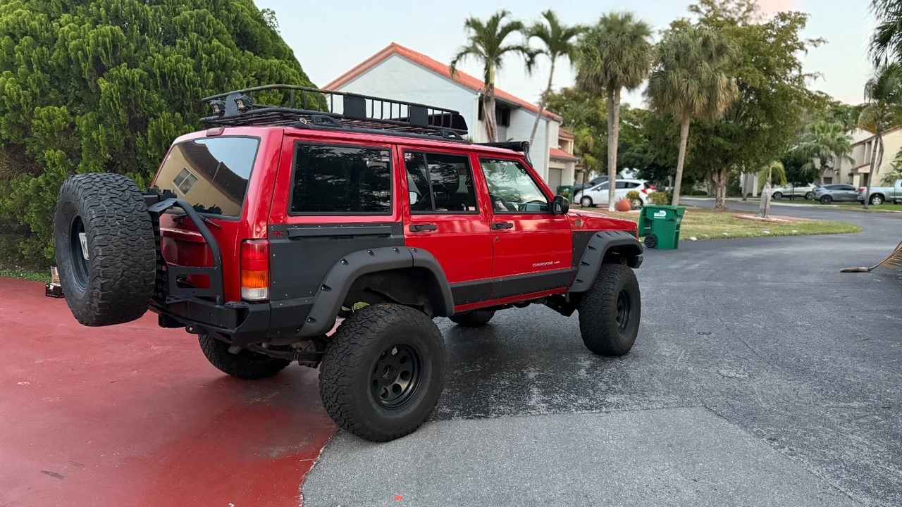 1999 Jeep XJ Cherokee - Image 6 of 12