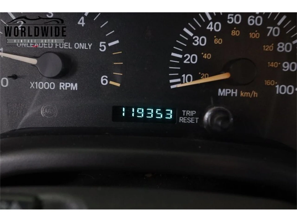 1999 Jeep XJ Cherokee - Image 30 of 31