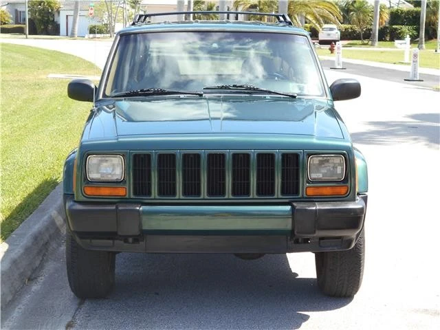 1999 Jeep XJ Cherokee - Image 4 of 12