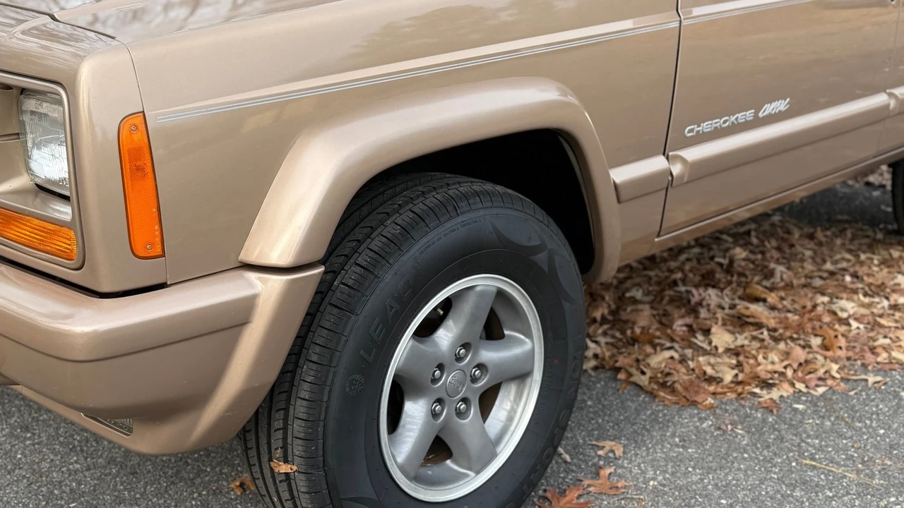 1999 Jeep XJ Cherokee - Image 20 of 21
