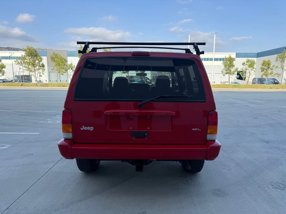 1999 Jeep XJ Cherokee - Image 19 of 31