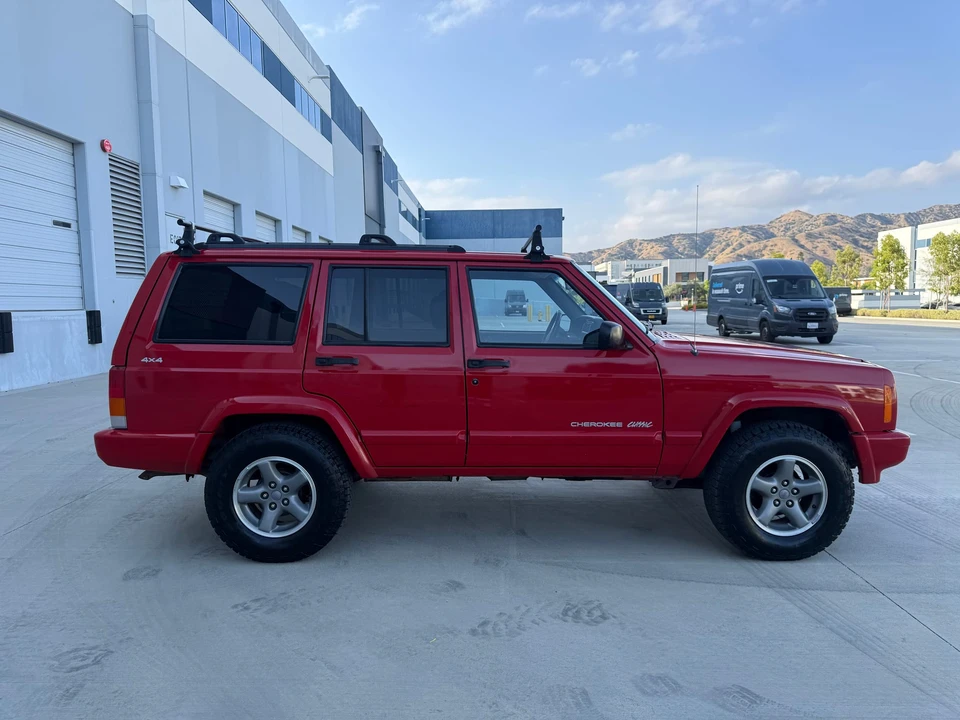 1999 Jeep XJ Cherokee - Image 27 of 31
