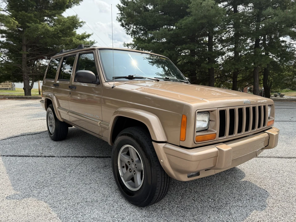 1999 Jeep XJ Cherokee - Image 7 of 31
