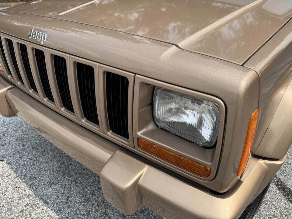 1999 Jeep XJ Cherokee - Image 25 of 31