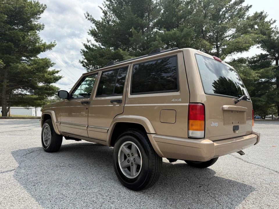 1999 Jeep XJ Cherokee - Image 15 of 31