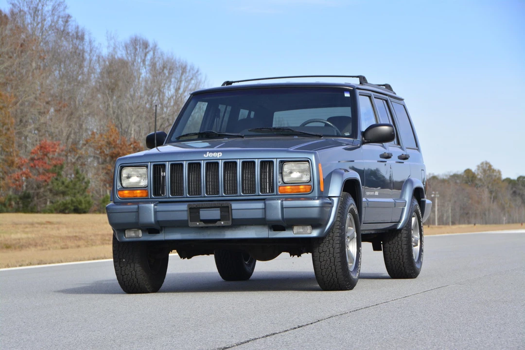 1999 Jeep XJ Cherokee - Image 12 of 31
