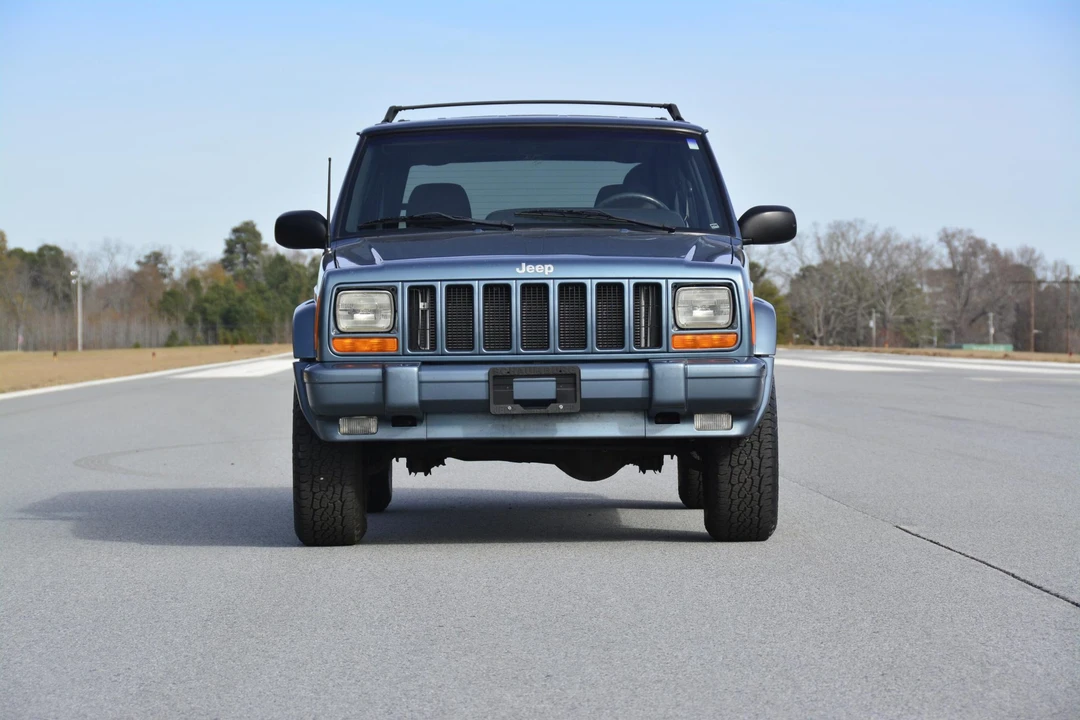 1999 Jeep XJ Cherokee - Image 14 of 31