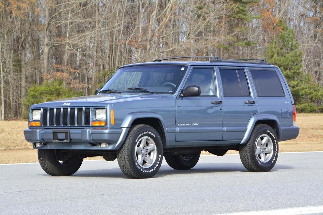 1999 Jeep XJ Cherokee - Image 2 of 31