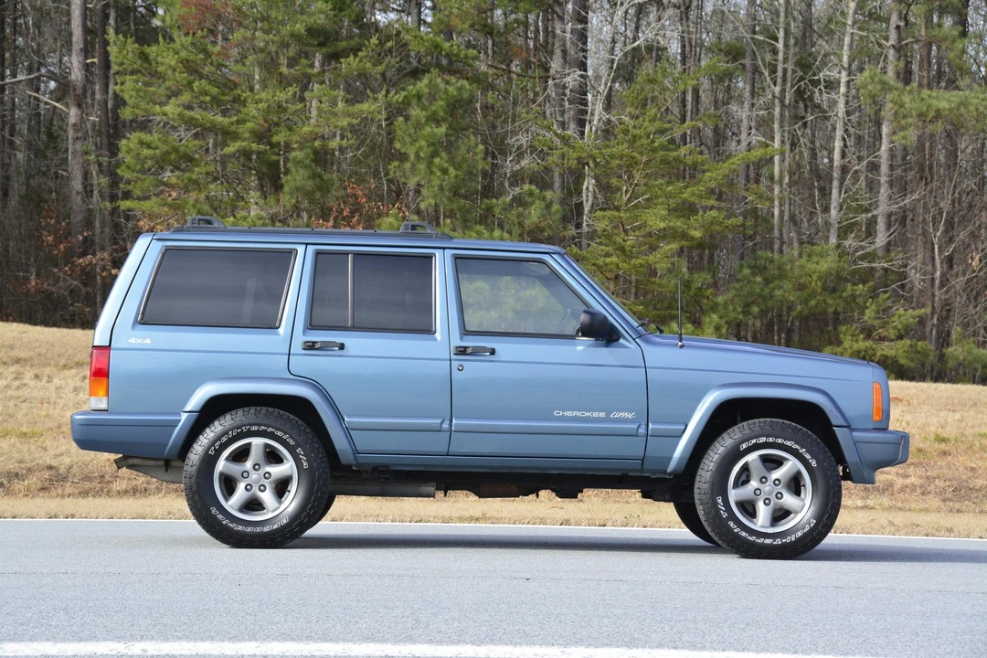 1999 Jeep XJ Cherokee - Image 27 of 31