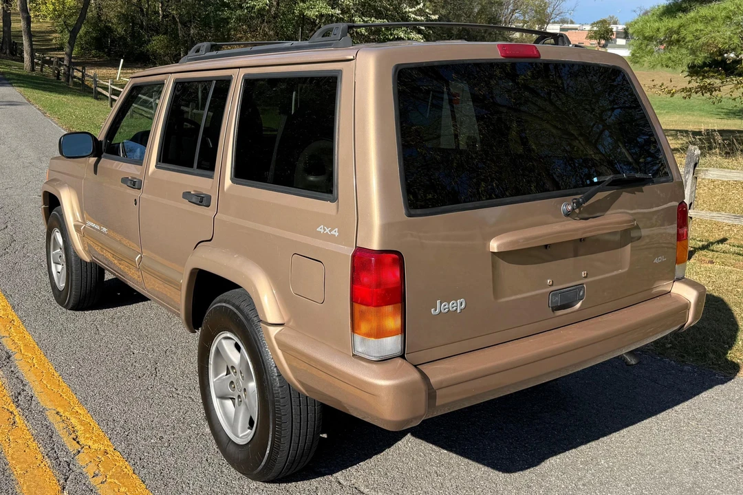 1999 Jeep XJ Cherokee - Image 4 of 31